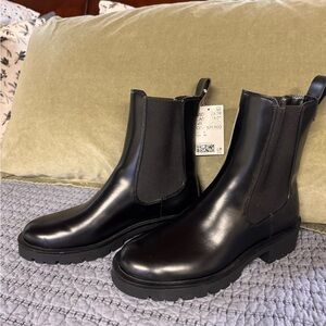 H&M Black Platform Chelsea Boots